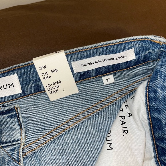 Aritzia 90’s Jeans - Picture 3 of 5